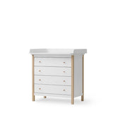 Wood Nursery dresser 4 drawers w. nursery top 051315, white/oak van Oliver Furniture | Kids Conceptstore Le Fanfare