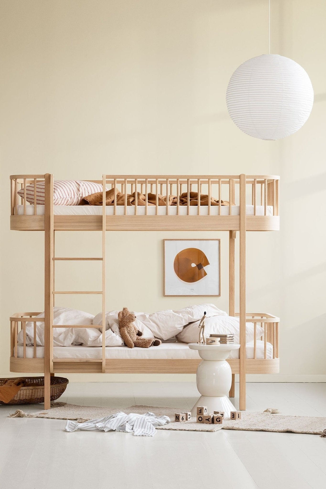 Wood original bunk bed, 90x200 cm, oak van Oliver Furniture | Kids Conceptstore Le Fanfare