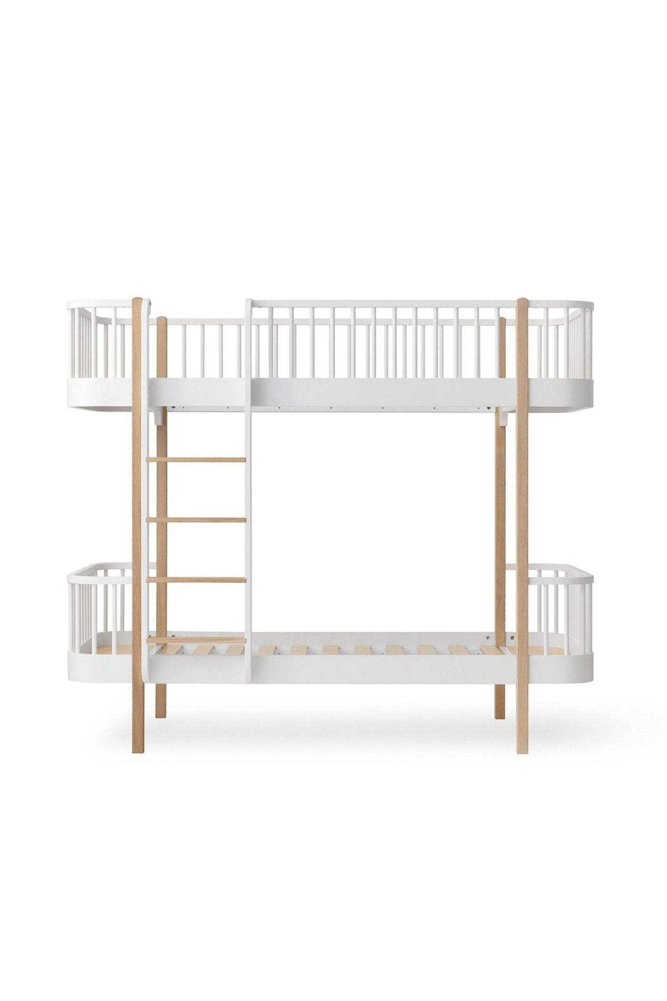 Wood Original bunk bed, 90x200 cm, white/oak van Oliver Furniture | Kids Conceptstore Le Fanfare