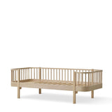 Wood original day bed, 90x200 cm, oak van Oliver Furniture | Kids Conceptstore Le Fanfare