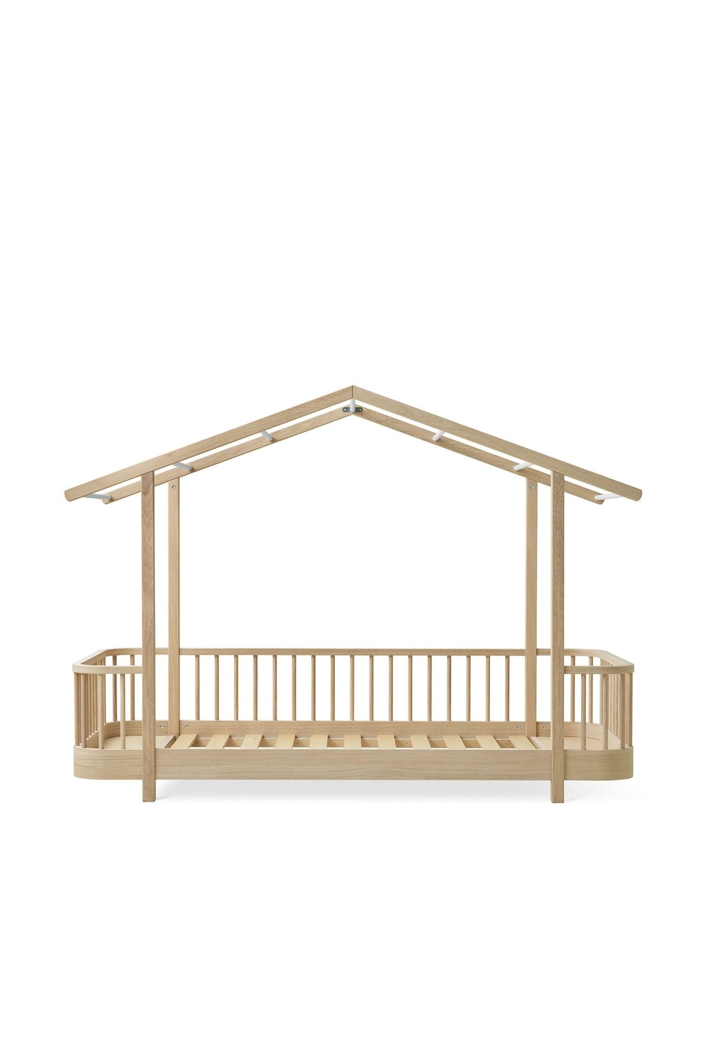Wood original house bed, 90x200 cm, oak van Oliver Furniture | Kids Conceptstore Le Fanfare