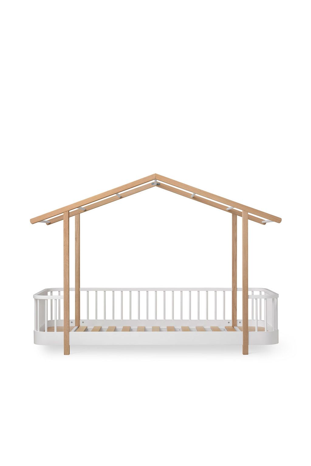 Wood original house bed, 90x200 cm, white/oak van Oliver Furniture | Kids Conceptstore Le Fanfare