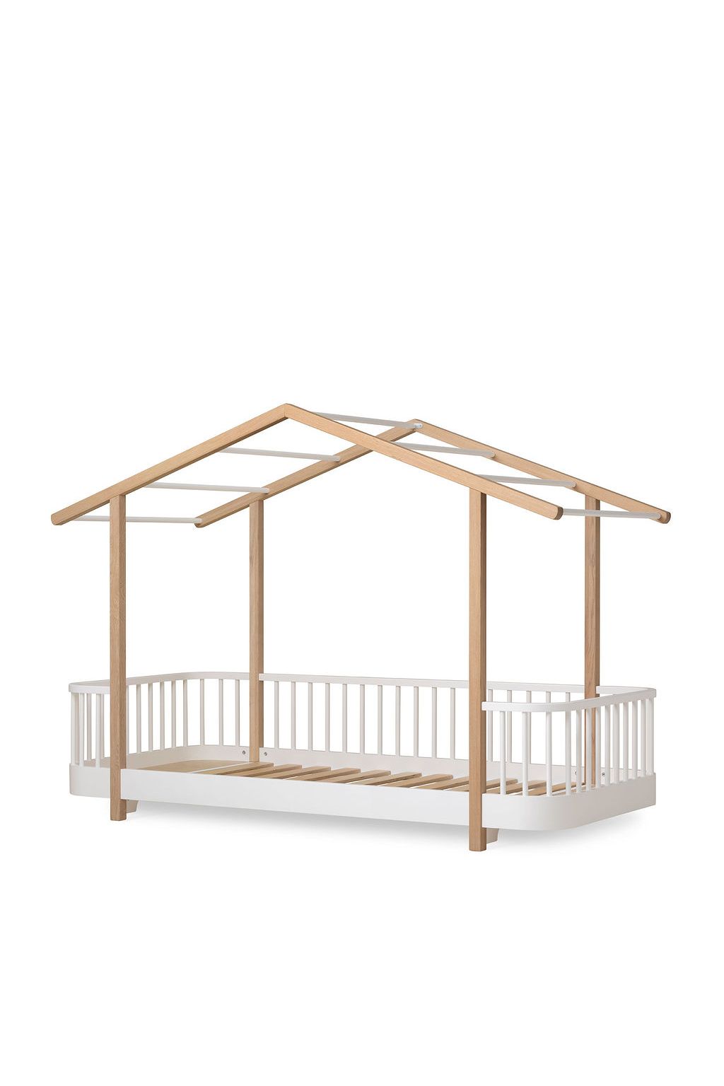 Wood original house bed, 90x200 cm, white/oak van Oliver Furniture | Kids Conceptstore Le Fanfare