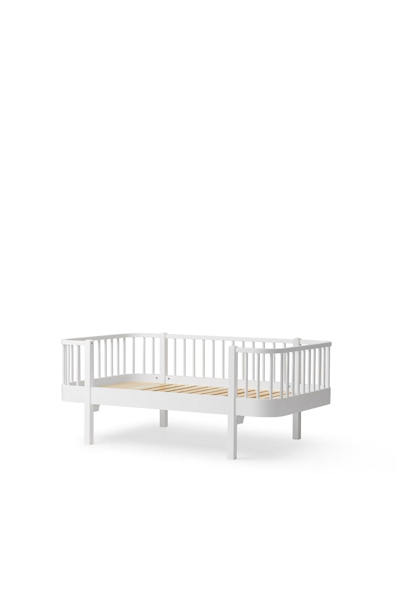 Wood Original junior day bed, 90x160cm, white van Oliver Furniture | Kids Conceptstore Le Fanfare