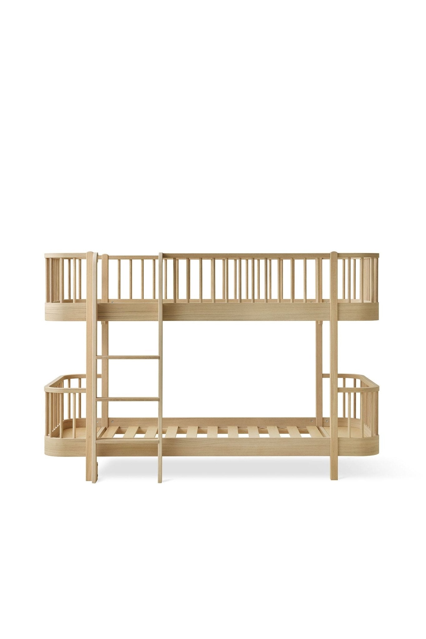 Wood original low bunk bed, 90x200cm, oak van Oliver Furniture | Kids Conceptstore Le Fanfare