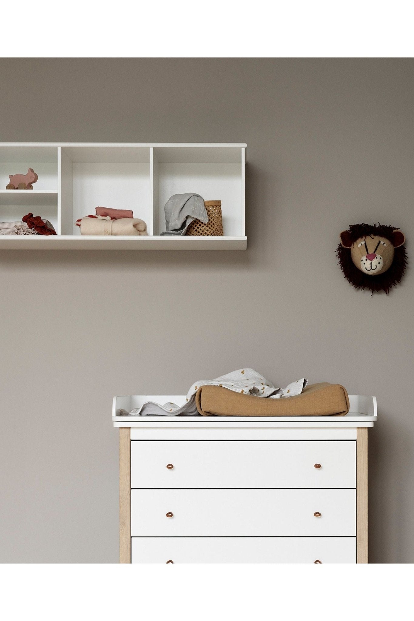 Wood Shelving unit 3x1 horizontal w. support van Oliver Furniture | Kids Conceptstore Le Fanfare