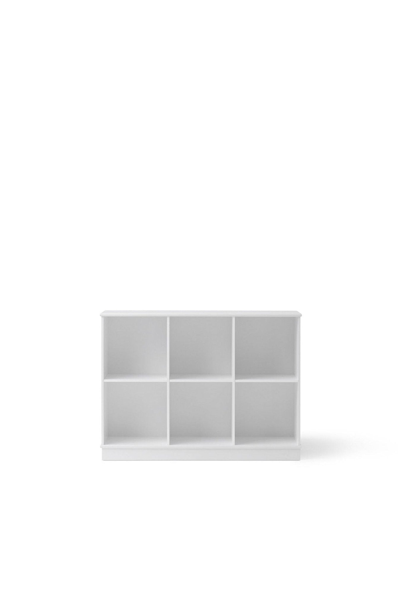 Wood Shelving unit 3x2 horizontal w. base van Oliver Furniture | Kids Conceptstore Le Fanfare