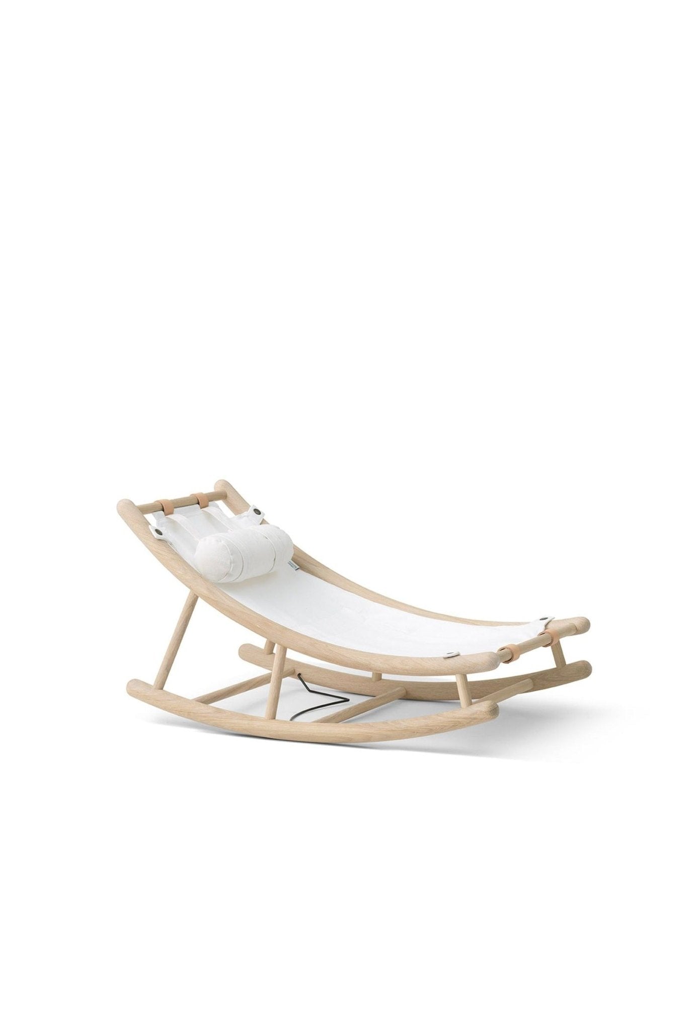 Wood Toddler rocker, oak/white van Oliver Furniture | Kids Conceptstore Le Fanfare