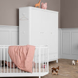 Wood Wardrobe 3 doors, white van Oliver Furniture | Kids Conceptstore Le Fanfare