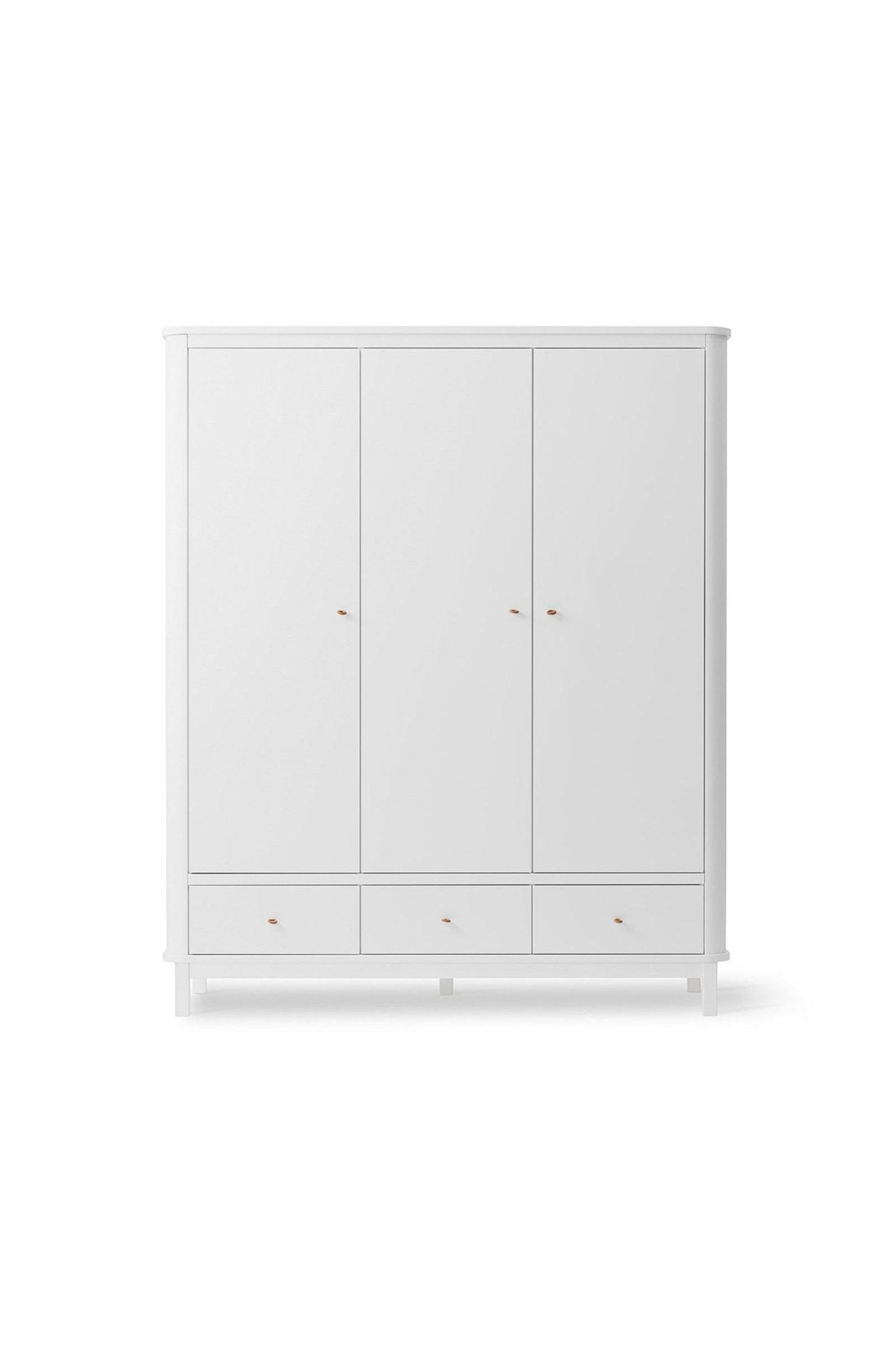 Wood Wardrobe 3 doors, white van Oliver Furniture | Kids Conceptstore Le Fanfare